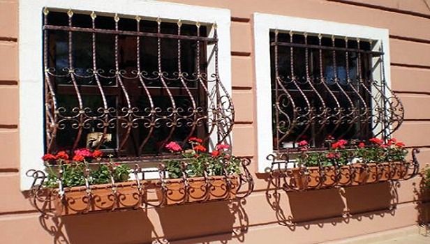 پنجره upvc حفاظ ‌دار